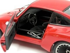 1:18 Porsche 935 Turbo Client Red 1977 - Exoto Racing Legends