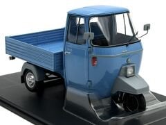 1:18 Ape Piaggio P501 Open Blue Triportör - Mitica