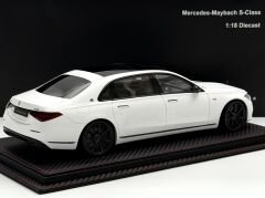 1:18 Mercedes-Maybach S Class W223 Night Serie White - Almost Real