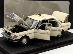 1:18 Mercedes-Benz 200 W123 Taxi Light Ivory 1980 - Norev