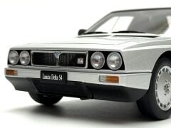 1:18 Lancia Delta S4 1985 Grey 74772 - Autoart Signature