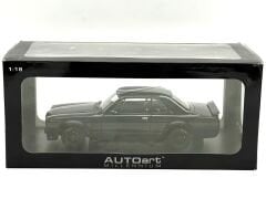 1:18 Nissan Skyline GT-R KPGC10 Racing 1972 Black Tuning - Autoart