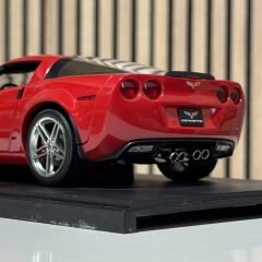 1:18 Chevrolet Corvette C6 Z06 Red - Autoart