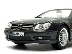 1:18 Mercedes-Benz SL55 AMG 2001 R230 - Norev