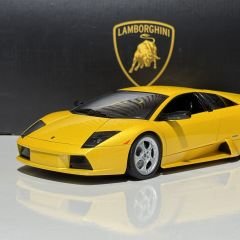 1:18 Lamborghini Murcielago Met Yellow 74511 - Autoart