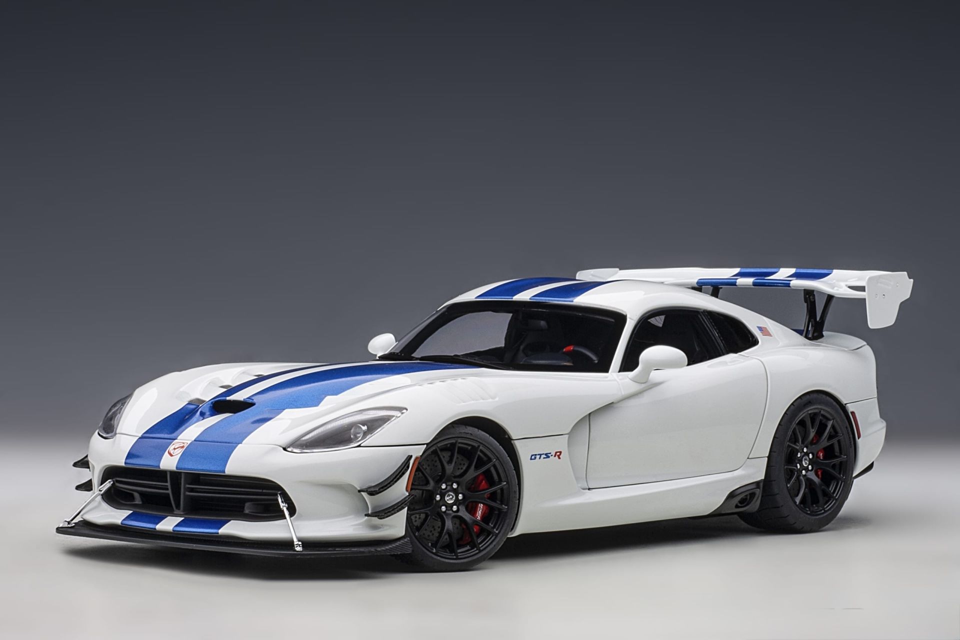 1:18 Dodge Viper GTS-R Commerorative Edt ACR - Autoart