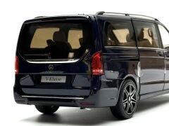 1:18 Mercedes-Benz V Class W447 Navy Blue 2017 - Norev