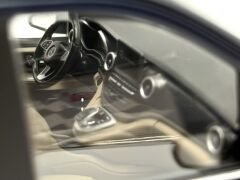 1:18 Mercedes-Benz V Class W447 Navy Blue 2017 - Norev