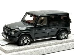 1:18 Mercedes-Benz G Class W463 Emerald Green 2018 - Minichamps