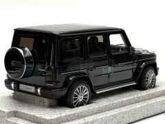 1:18 Mercedes-Benz G Class W463 Emerald Green 2018 - Minichamps