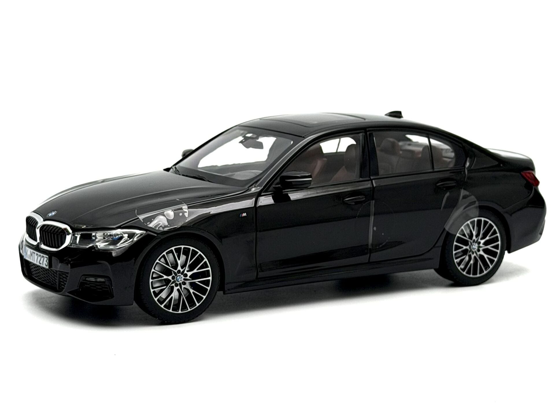 1:18 BMW 330i G20 Black Metallic 2019 - Norev