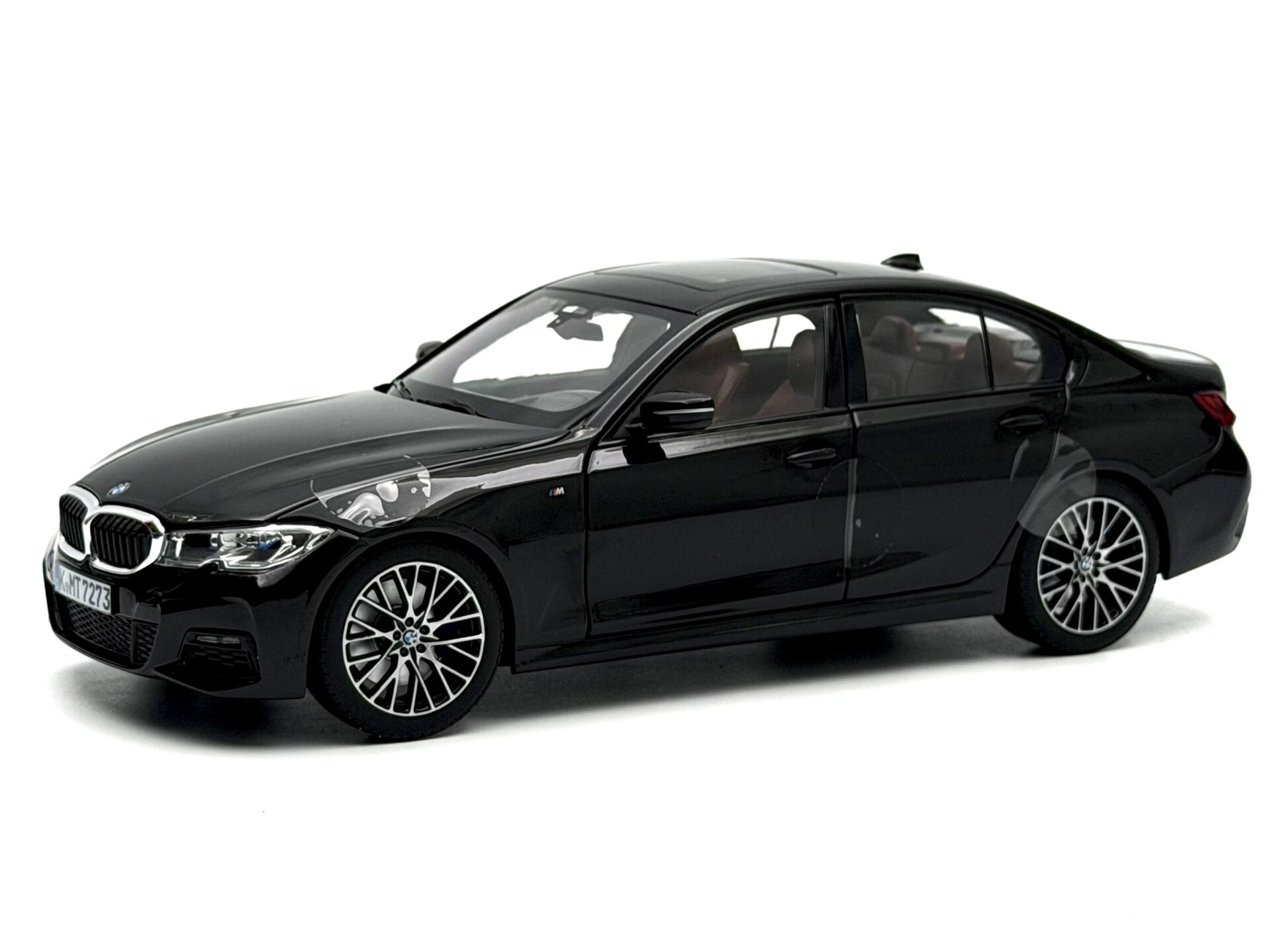 1:18 BMW 330i G20 Black Metallic 2019 - Norev