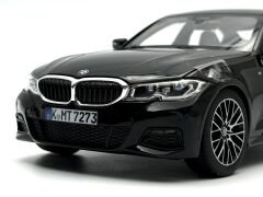 1:18 BMW 330i G20 Black Metallic 2019 - Norev