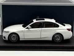 1:18 BMW 330i G20 White 2019 - Norev