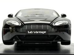 1:18 Aston Martin V12 Vantage 2010 Black 70207- Autoart