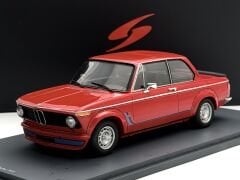 1:18 BMW 2002 Turbo 1973 Red with Showcase - Spark