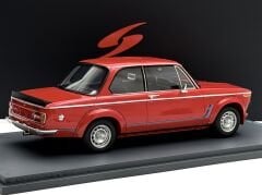 1:18 BMW 2002 Turbo 1973 Red with Showcase - Spark