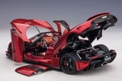 1:18 Koenigsegg Regera Candy Red 79026 - Autoart