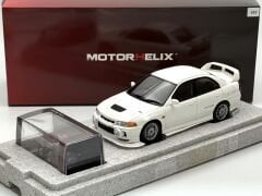 1:18 Mitsubishi Lancer Evolution IV Scotia White - Motorhelix