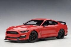 1:18 Ford Mustang Shelby GT-350R Race Red - Autoart