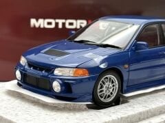 1:18 Mitsubishi Lancer Evolution IV Icelle Blue - Motorhelix