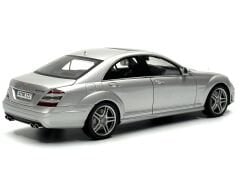 1:18 Mercedes-Benz S63 AMG W221 Iridium Silver - Autoart Dealer