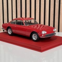 1:18 Ferrari 330 GT 2+2 1964 Red 3 Limited - BBR DeLuxe