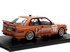 1:18 BMW M3 E30 Jagermeister DTM 1992 Hahne - Autoart