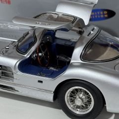 1:18 Mercedes-Benz 300 SLR Uhlenhaut 125 Jahre 1955 Silver - CMC