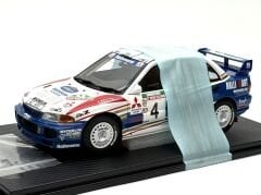 1:18 Mitsubishi Lancer Evo 3 Ralliart with Showcase - One Model