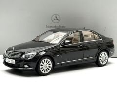 1:18 Mercedes-Benz C Class Elegance W204 Black - Autoart Dealer