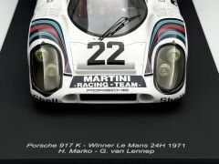 1:18 Porsche 917K Le Mans Winner 1971 with Showcase - Spark