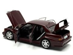 1:18 Mercedes-Benz 190E 2.5-16V EVO2 Barolot - Autoart Millennium