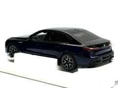 1:18 BMW i7 M70 G70 Blue Metallic 2024 - Minichamps