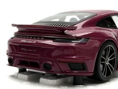 1:18 Porsche 911 992 Turbo S #20 Sport Design Red - Minichamps
