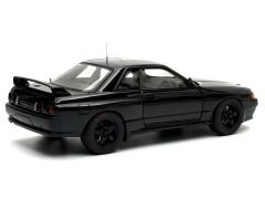 1:18 Nissan Skyline GT-R R32 Plain Body Gloss Black '92 - Autoart