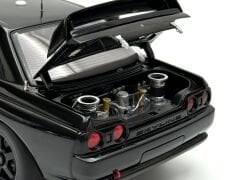 1:18 Nissan Skyline GT-R R32 Plain Body Gloss Black '92 - Autoart