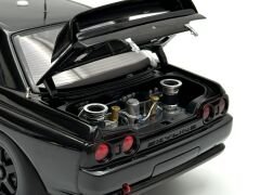 1:18 Nissan Skyline GT-R R32 Plain Body Gloss Black '92 - Autoart