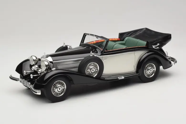 1:18 Mercedes-Benz 540K Cabriolet Silver 1936 - Cult Scale