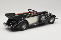 1:18 Mercedes-Benz 540K Cabriolet Silver 1936 - Cult Scale