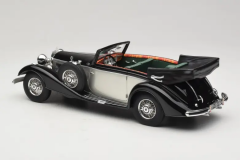 1:18 Mercedes-Benz 540K Cabriolet Silver 1936 - Cult Scale
