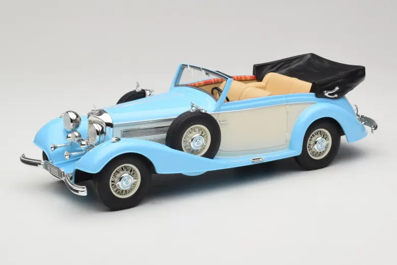 1:18 Mercedes-Benz 540K Cabriolet Blue 1936 - Cult Scale