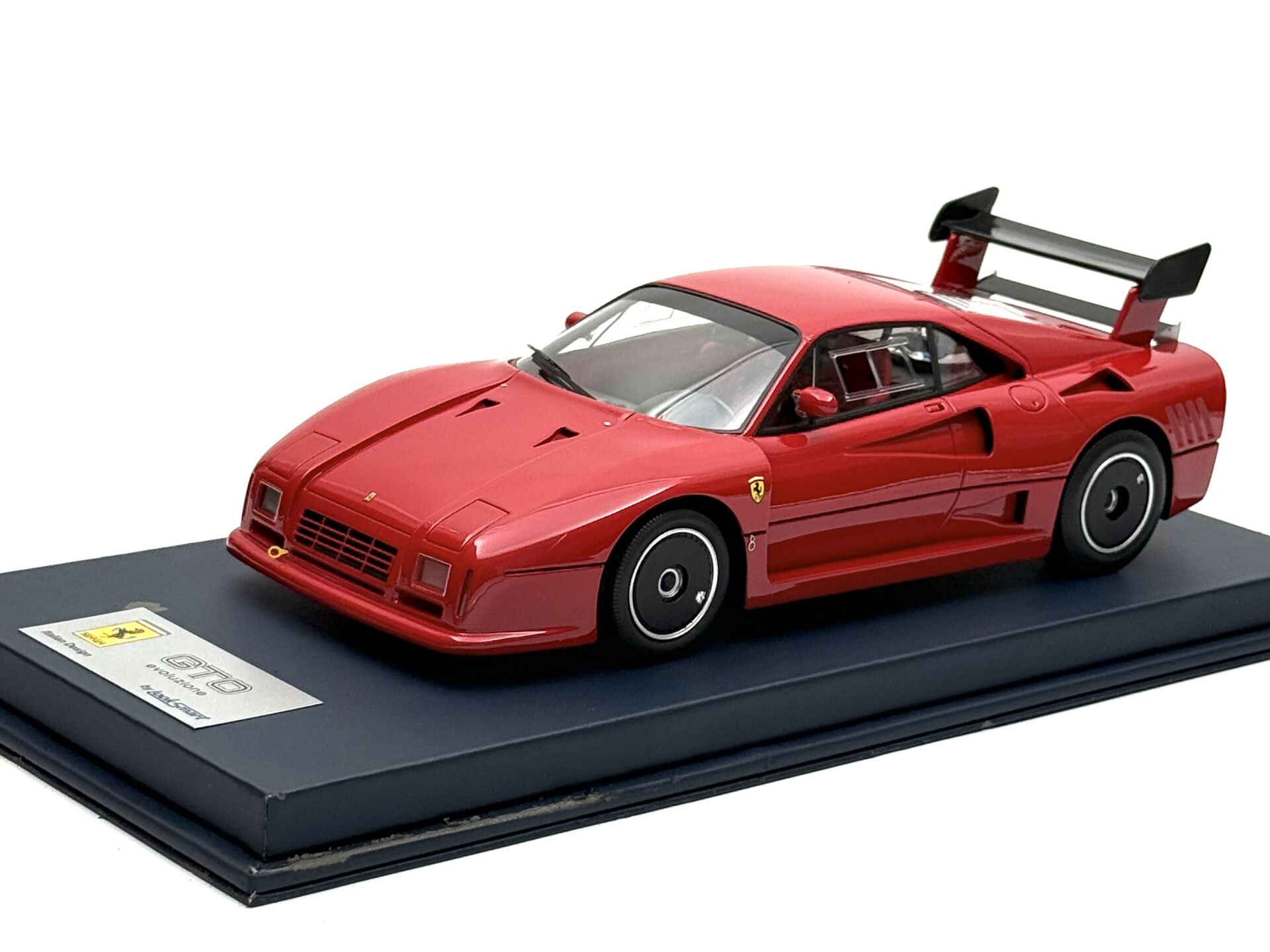 1:18 Ferrari 288 GTO Evoluzione Rossa Corsa Black Wheels - LookSmart